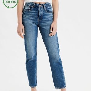 American Eagle 90s Boyfriend Jeans